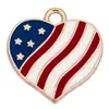 Venta directa del fabricante: Día de la Independencia de Estados Unidos Colgante Individual con Forma de Corazón Accesorios para Joyería DIY Materiales, Aleación de Goteo de Aceite Mixta Venta al por Mayor