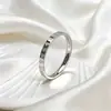 Anillo de Acero de Titanio Love Mantang de Moda para Mujer Ins de Gama Alta Lujo Ligero Anillo de Nicho No se Desvanece Anillo de Pareja de Oro de 18 Quilates