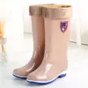 Botas de lluvia impermeables con suela de goma para mujer, duraderas y resistentes al desgaste, diseño de caña alta, engrosadas para protección adicional, antideslizantes, adecuadas para el trabajo, el lavado de autos y sitios de construcción.