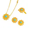 Mismo estilo que Puzuo Gold Shop oro arena turquesa incrustado diamante girasol collar pendientes anillo temperamento conjunto de joyería simple para mujer