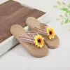 2026 Verano Nuevo Estilo Étnico Girasol Chanclas Tejidas Sandalias de Paja para Playa al Aire Libre para Mujer Venta al por Mayor