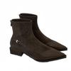 Botas cortas de punta puntiaguda para mujer, otoño e invierno 2024, nuevas botas de mujer, botas de diseño de nicho, botas cortas de tacón grueso, botas delgadas