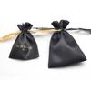 Bolsa de almacenamiento a prueba de polvo de seda lisa personalizada de fábrica para ropa interior con cordón bolsa de satén se puede personalizar el logotipo