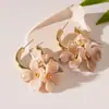 Pendientes Dulces de Pétalos de Flor Acrílicos, Estilo Festivo, Modernos, Versátiles, Elegantes, Pendientes de Gama Alta para Mujer