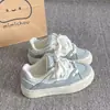 Zapatillas Adorables con Lazo para Mujer, Nuevos Zapatos Versátiles de Nicho 2026, Zapatos Blancos de Suela Gruesa