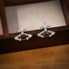 Aretes de Clip con Borla de Perlas Super Brillantes Nicho Exquisito Moda Aretes Versátiles Lujo Ligero Alta Gama Aretes de Botón Joyería
