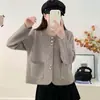 Casaco Curto Moderno e Elegante para Mulheres Baixas, Top de Pele Sintética de Visão, Nova Moda Outono e Inverno, Cardigã Elegante com Gola Redonda