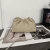 Bolso Sobaco de Piel Vacuna de Capa Superior Coreano de Alta Gama Cuero Genuino Bolso de Mujer Práctico Resistente al Desgaste Pequeño Cadena de Bolitas Doradas Bolso Nube Nuevo 6815