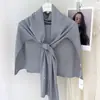 Chal de Aire Acondicionado de Alta Calidad Primavera/Verano 2026 para Mujer, Protector de Cuello Versátil en Forma de T de Color Sólido, Bufanda de Punto para Exteriores
