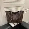 Bolsa Casual de Viagem, Bolsa de Mão para o Dia a Dia, Nova Moda Outono e Inverno 2025 Feminina, Bolsa Tote de Grande Capacidade