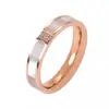 Anillo de Acero de Titanio de Lujo Ligero de Moda con Tres Diamantes y Concha de Nácar Blanco para Mujer, Anillo Individual de Gama Alta que No se Desvanece, Joyería Transfronteriza