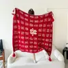 Nueva Manta Tejida a Mano con Colgante de Borla de Medio Terciopelo de Doble Felicidad Roja para Boda y Compromiso Regalo Creativo y Práctico