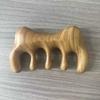 Peine de Masaje de Sándalo Peine Meridiano para el Cuero Cabelludo Peine de Masaje de Dientes Anchos Peine de Madera Maciza para el Hogar Pequeño Peine de Cinco Dientes Souvenir Sándalo Dorado