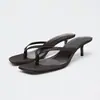Zapatos de Mujer, Moda Verano Nuevo Estilo, Chanclas Retro de Punta Cuadrada, Tacón Bajo, Tacón Fino, Sandalias de Tira para Dedos de los Pies para Exteriores, Tacón Kitten