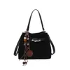 Moda Retro 2026 Mujer Otoño Invierno Nuevo Gamuza Felpa Gran Capacidad Hombro Único de Mano Cruzado Cubo Bolso Madre-Hijo