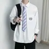 Nueva Camisa de Manga Corta Uniforme Camisa Blanca de Manga Corta para Hombres y Mujeres, Camisa de Moda Bordada para Estudiantes de Corte Holgado, Uniforme de Clase de Verano