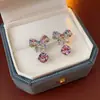 Pendientes Colgantes de Lazo Colorido de Aguja Plateada Moda Versátil Lujo Ligero Pendientes Exquisitos Nicho de Alta Gama Accesorios Dulces para la Oreja