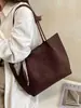 Bolso tote de gamuza minimalista y sofisticado transfronterizo para mujer, nueva colección otoño/invierno 2026, gran capacidad, adecuado para ir al trabajo, bolso de hombro y se puede llevar bajo el brazo.
