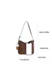 Bolsa Pequena Quadrada Simples e Versátil para Mulheres, Novo Modelo Inverno 2025, Alta Qualidade, Estilosa, Bolsa de Ombro e Transversal de Luxo Leve