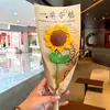 Arreglos de Flores Artificiales de Girasol para la Temporada de Graduación Ganaron el Primer Lugar en la Competencia, y se Usan como Bendiciones y Regalos para Compañeros de Clase durante los Exámenes de Ingreso a la Escuela Preparatoria y la Universidad