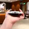 Adecuado para fundas de teléfono Apple Air, este juego incluye cinco accesorios magnéticos para teléfono y una funda de teléfono simple y minimalista.