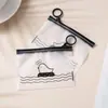 Bolsa auto-sellante esmerilada para pollitos Bolsa de almacenamiento portátil para viajes Banda elástica Bolsa con cremallera para ropa interior Bolsa de plástico Dibujo animado lindo