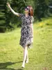 Vestido Floral Feminino Elegante, Novo Estilo Verão 2026 com Decote em V, Vestido Elegante e Emagrecedor Que Esconde a Barriga