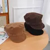 Sombrero de Ala Corta Estilo Retro Azul Marino de Ante Sintético para Mujer Otoño Invierno Diseño de Hebilla Lateral Gorra de Béisbol de Ala Corta Sombrero Atmosférico de Moda