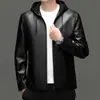 Chaqueta de Cuero con Capucha para Hombre 2025 Moda Otoño e Invierno Chaqueta de Cuero Casual para Hombre Chaqueta Individual de Cuero con Forro de Lana para Hombre