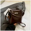Bolso cubo transfronterizo, bolso cruzado de lujo ligero para mujer, bolso de mano de gran capacidad estilo coreano moderno, bolso de hombro de diseño de nicho retro