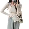 Camisa básica feminina com borda de babados, suéter de tricô para outono e inverno, design estiloso, camada interna da moda, top justo para garotas estilosas no outono e inverno