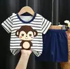 Novo Conjunto de Verão Infantil de Manga Curta, Estilo Fino Roupas para Meninos, Nova Camiseta para Meninas, Roupas para Bebês e Crianças, Peça Única Atacado