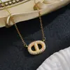 Collar de nariz de cerdo con incrustaciones de diamantes completos y letra de moda de venta caliente transfronteriza para mujer, collar de nariz de cerdo estilo disco elegante y de alta gama