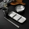 Conjunto de Talheres de Aço Inoxidável Retrô Coreano com Quatro Peças para Acampamento ao Ar Livre Churrasco Restaurante Tigelas e Pratos