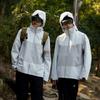 Nueva chaqueta de pareja de alta calidad talla grande más red simple perforación casual suelta deportiva impermeable cortavientos top para exteriores