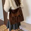 Bolso Cruzado Bolso de Mano Retro Hombro Único Versátil Gamuza 2026 Nuevo Bolsillo Tote Viajes Cotidianos Gran Capacidad Bolso Mujer