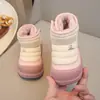 Botas de Nieve para Niñas Invierno Engrosadas Botas Cortas Impermeables de Cuero para Niños 2025 Nuevos Mocasines Cálidos a Prueba de Frío para Niños