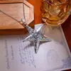Colar com Pingente de Pentagrama Grande Estilo Doce Cool Tendência para Mulheres Design Retrô Estilo Ins Corrente de Suéter Estrela do Mar Texturizada