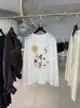 DestacadoYuran 26 Nueva Colección de Principios de Otoño: Camiseta larga de manga larga con estampado de collage de viaje pintado a mano en lino-algodón