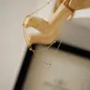 Colar com Design de Camadas Duplas com um Toque de Luxo Leve e Exclusivo, Corrente de Clavícula em Camadas, Moda de Verão com Personalidade, Gargantilha Minimalista para Mulheres