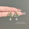 Pendientes de Árbol de Navidad Coloridos Dopamina con Pedrería, Diseño Pequeño y Exquisito, Pendientes Versátiles y Suaves Elegantes para Mujer
