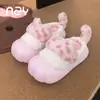 Pantuflas de Algodón con Forma de Pata de Gato Lindas Hamudin para Mujer, Pantuflas Cálidas de Suela Gruesa y Peludas para Interior y Exterior en Invierno, Adecuadas para Usar al Aire Libre en Invierno