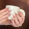 Unhas Vestíveis Feitas à Mão em Alta no TikTok com um Estilo Pura Sedução de Luxo, Cor Nude, Efeito Iluminador, Unhas Postiças Vestíveis com Contas de Vidro