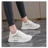 Comércio Exterior Transfronteiriço Sapatos Forrest Gump Femininos 2025 Novo Outono Estudante Sola Grossa Sapatos Brancos Torre Casual Esportes Tênis de Corrida