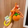 Pingente de Crochê de Lã Coisas Boas Acontecem Frutas de Pelúcia Caqui Pêssego Maçã Chaveiro Pingente de Bolsa Pequeno Presente