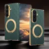 Funda magnética con soporte giratorio adecuada para Samsung ZFold8, elegante funda de cuero para teléfono con correa de muñeca anti-caída de mano para ZFold7