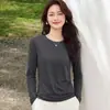 Camiseta de manga larga de muselina de bambú para mujer, alta elasticidad, top adelgazante, adecuada para usar en capas, camiseta base de color liso versátil para otoño
