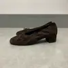 Versão em pele de ovelha de sapatilhas elegantes para o dia a dia com salto grosso para mulheres, bico redondo, bocal raso, salto alto, sapatos Mary Jane com laço
