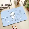 Novo tapete de banheiro de terra de diatomáceas do Snoopy, design de desenho animado, absorvente, antiderrapante e durável para uso em frente ao vaso sanitário, resistente à sujeira e ao desgaste