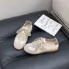 Zapatillas de entrenamiento alemanas de suela plana súper bonitas para mujer, nuevo estilo de otoño, zapatillas deportivas casual retro, zapatillas de plataforma versátiles con cordones y bloques de color